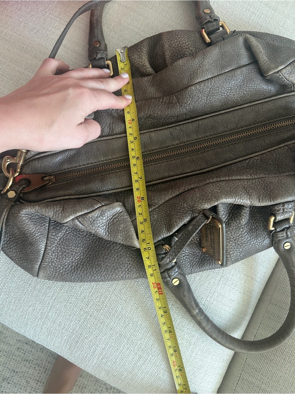 Vintage Marc Jacobs Classic Q Shoulder Bag with Removable Strap - Picture 11 of 12